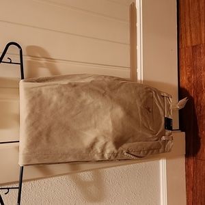 Vince men's slim fit Griffith Chino, 32x32, new with tags!